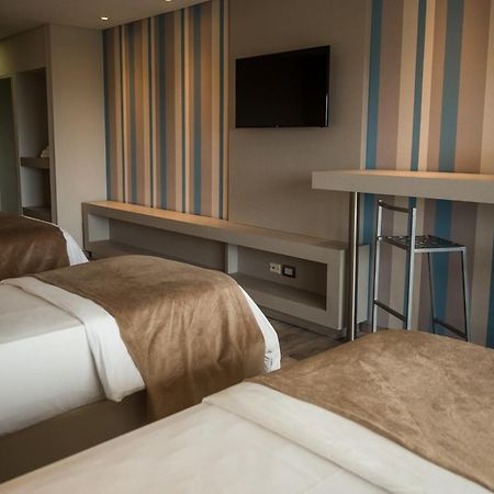 Eleton Resort & Spa ヴィラ・カルロス・パス エクステリア 写真