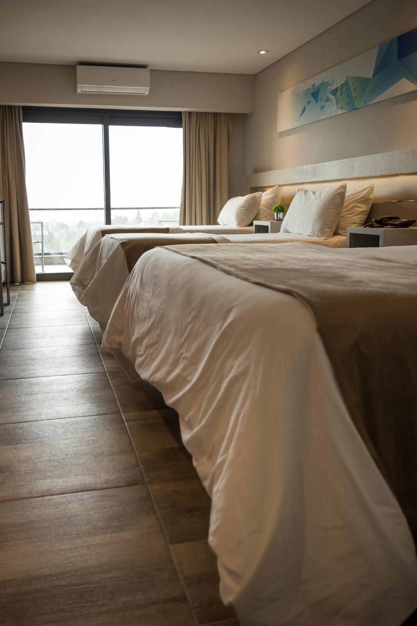 Eleton Resort & Spa ヴィラ・カルロス・パス エクステリア 写真
