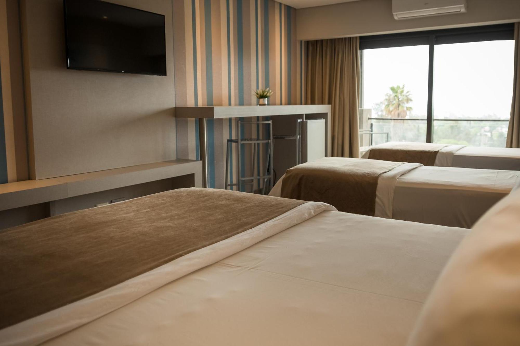 Eleton Resort & Spa ヴィラ・カルロス・パス エクステリア 写真