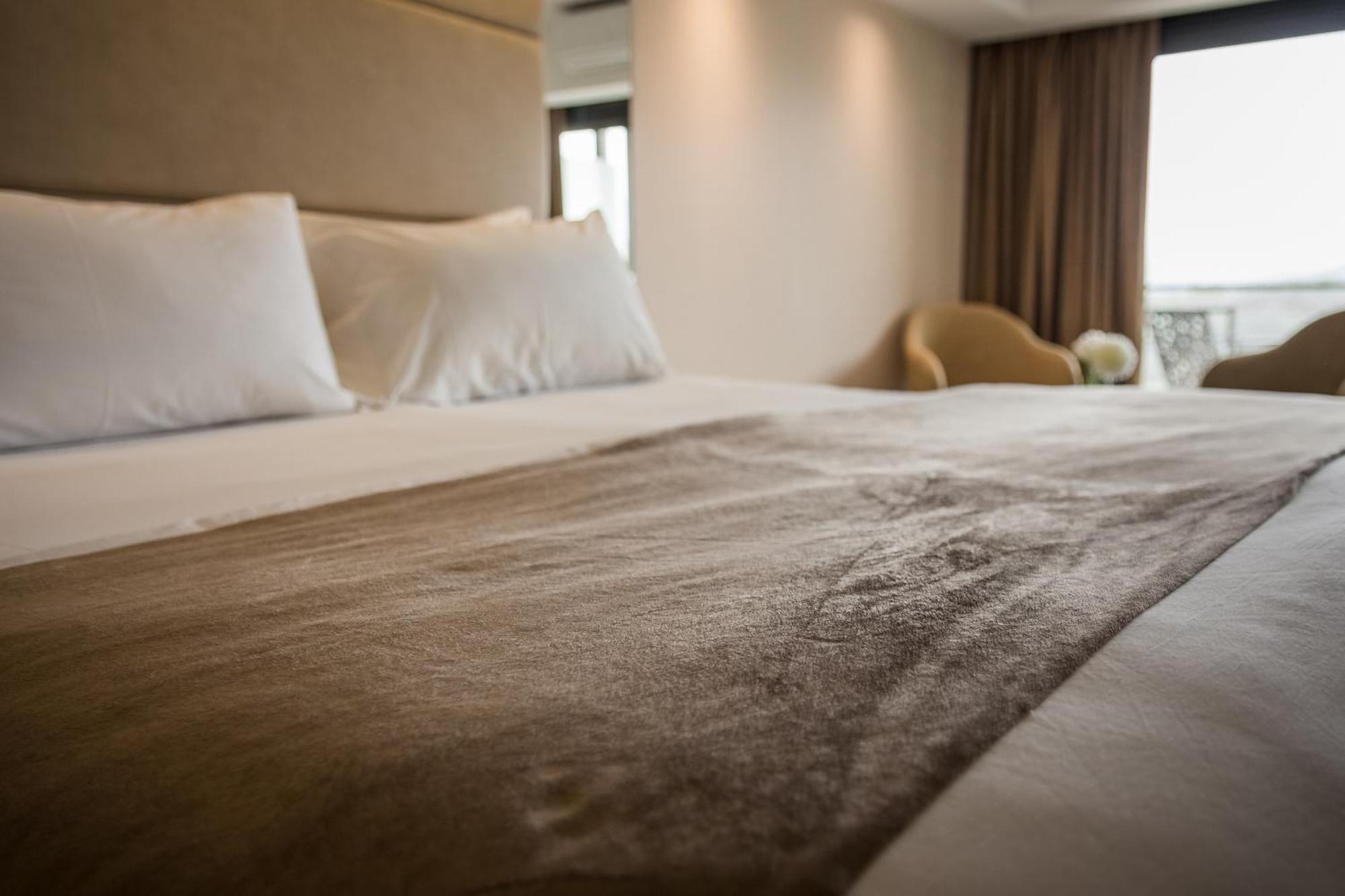 Eleton Resort & Spa ヴィラ・カルロス・パス エクステリア 写真
